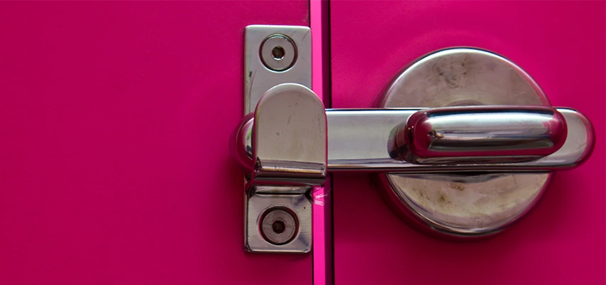Childproof Gate Lock in Palos Verdes Estates, California